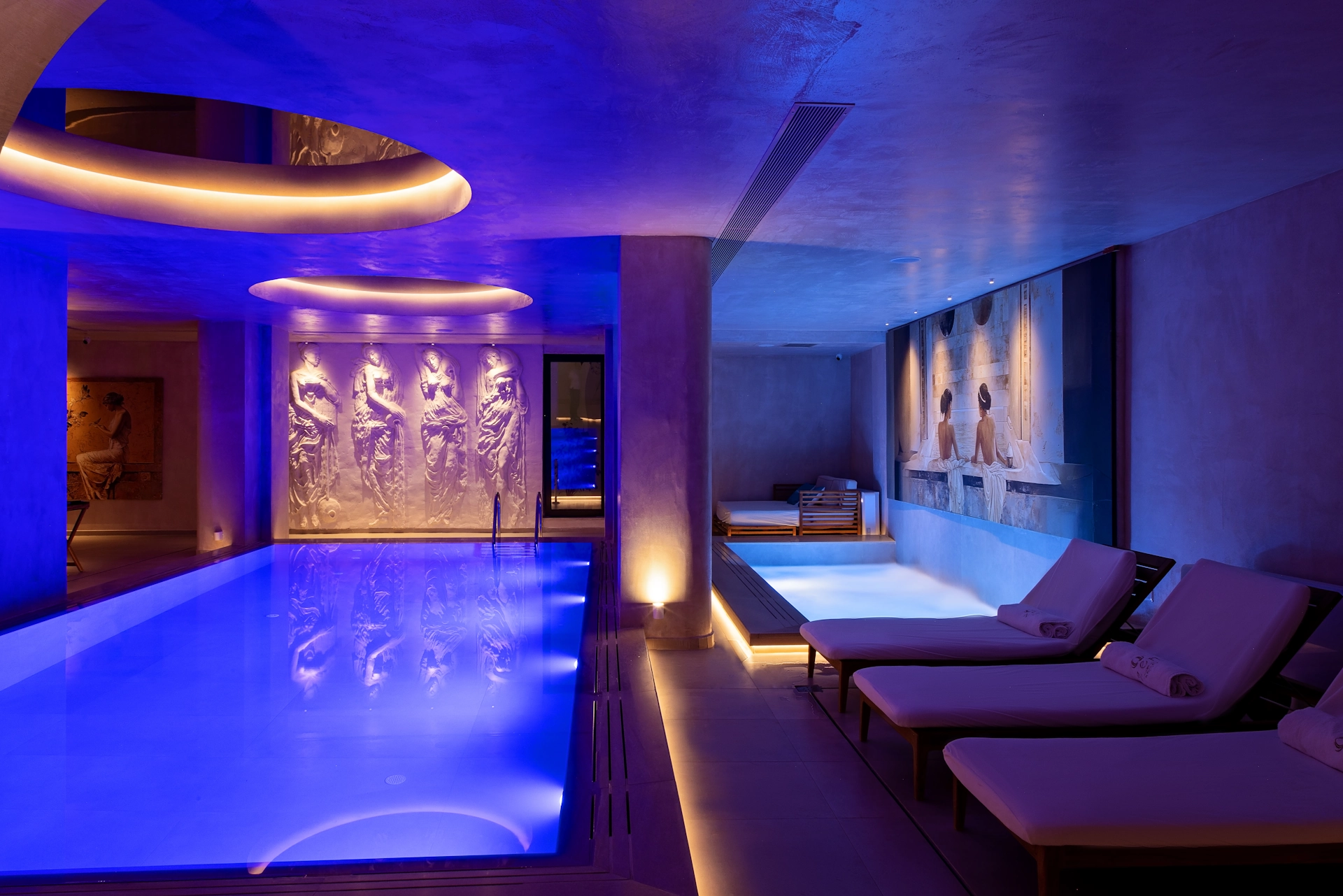 Luxurious Interior of Marina Bay Resort